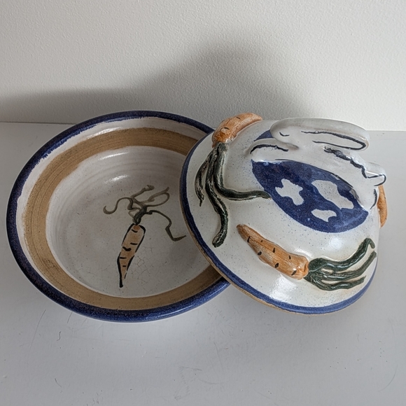 Easter Studio Pottery lidded cheese dish bunny handle Ceramic Easter Carrot - Picture 6 of 12